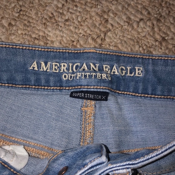 American Eagle Shorts - Picture 2 of 6